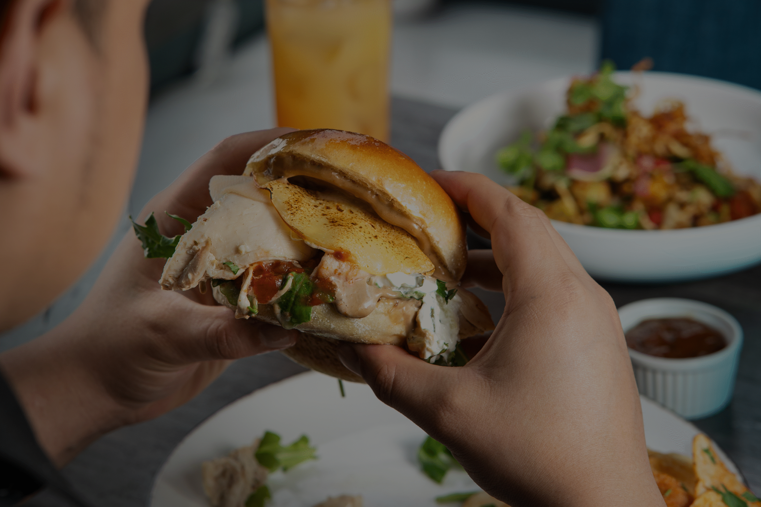 <div style="display: flex; justify-content: center; align-items: center; text-align: center;">   Franchise With Cheffry’s Bistro – A Modern Indian Culinary Experience </div>