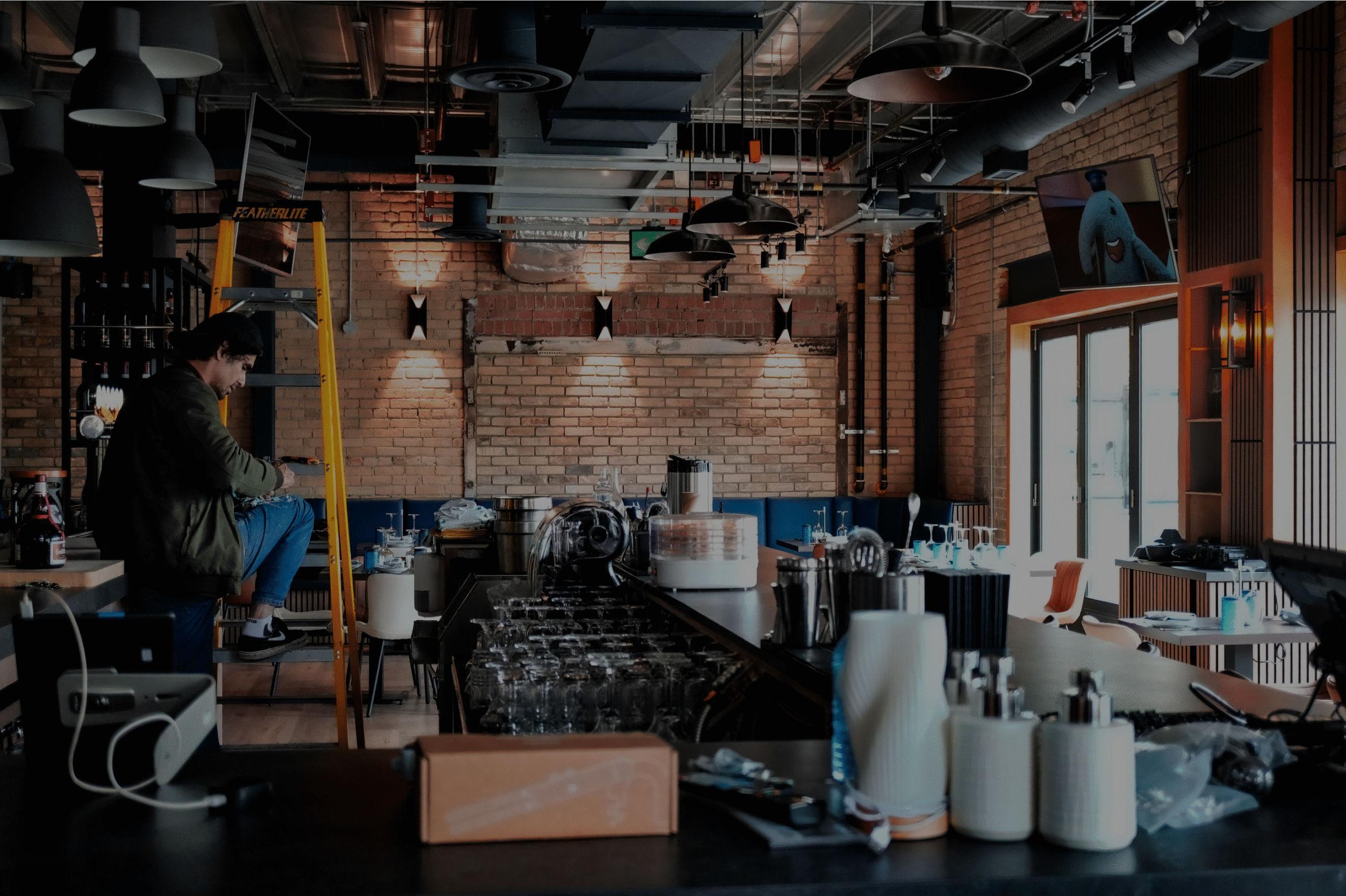 <div style="display: flex; justify-content: center; align-items: center; text-align: center;">   Franchise With Cheffry’s Bistro – A Modern Indian Culinary Experience </div>